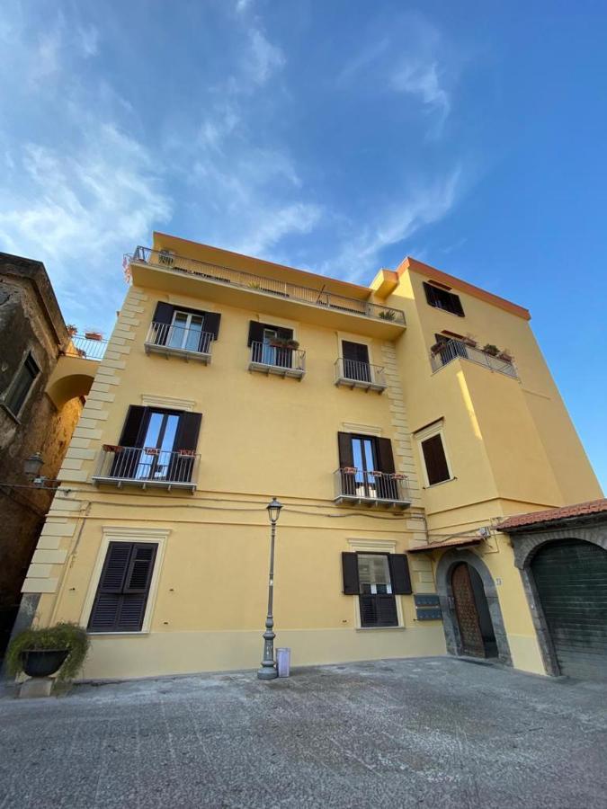 Vesuvio House Appartamento Indipendente E Centrale Sant'Agnello Eksteriør bilde