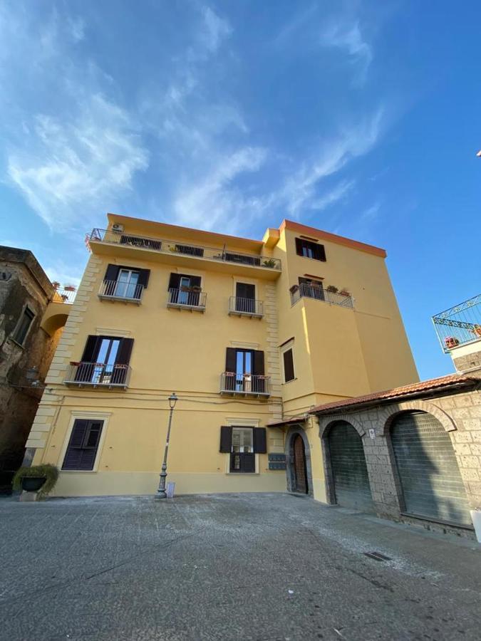 Vesuvio House Appartamento Indipendente E Centrale Sant'Agnello Eksteriør bilde